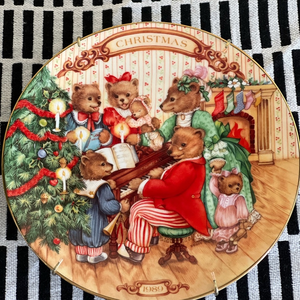 Together for Xmas decorative collectible plate